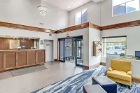 Comfort Suites Near I-80 and I-94 Các khách sạn ở Lansing