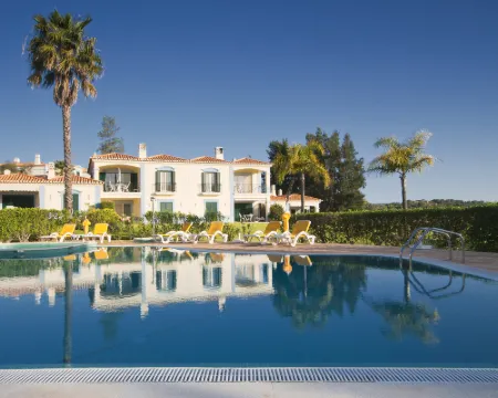 Pestana Gramacho Residences Hotels in Lagoa