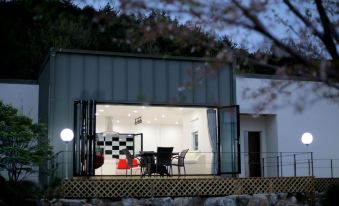 Pohang the Friends Pool Villa