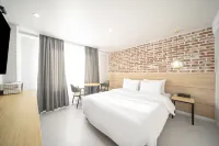 Changnyeong Hotel 74st