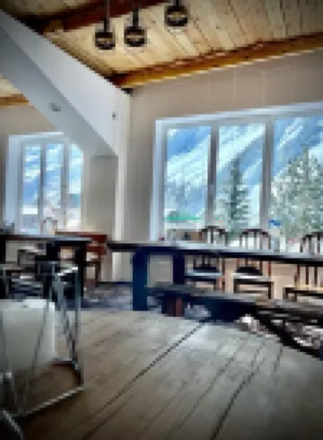 Vershina Hotel
