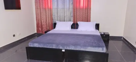 Deluxe Twin Beds in Royal Blue Guest House and Bar Отели рядом с Аэропорт Ломе