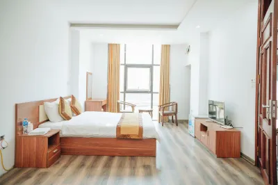 SKYNIGHT HOTEL Hotel a P. Đáp Cầu