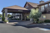 Comfort Inn & Suites Ukiah Mendocino County - 2-Star