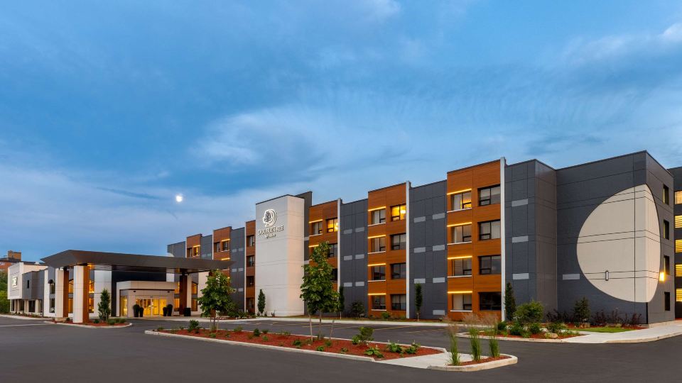 DoubleTree by Hilton Kingston