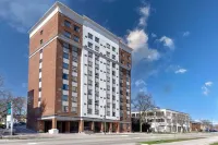 Sandman Hotel & Suites London Downtown Hotels near Bell