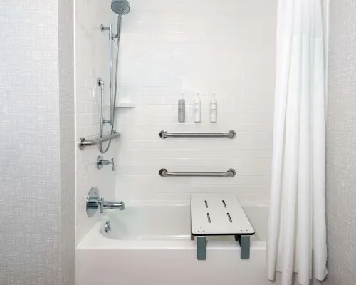 Hampton Inn Coventry-Warwick Area Zimmer Photos