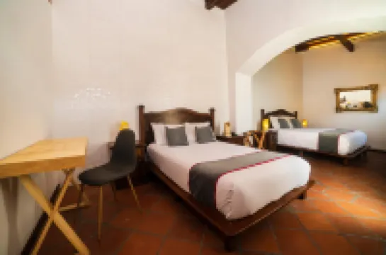 Collection O 河對岸飯店，普埃布拉