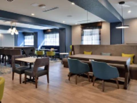 Hampton Inn by Hilton Cedar Falls Downtown Hotels in Cedar Falls