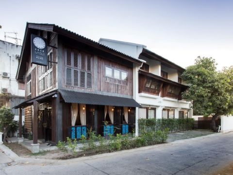 วันซ์ (อัพพอน อะ ไทม์) เชียงใหม่ บูติก โฮม