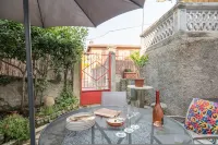 Aperol in Iseo With 1 Bedrooms and 1 Bathrooms Hotels near Municipio