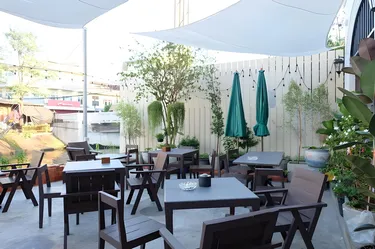 รูปภาพของทิม แมนชั่น