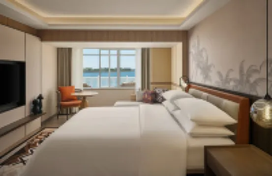 Sheraton Samoa Aggie Grey's Hotel & Bungalows