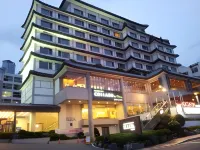 Hotel Illua - bar