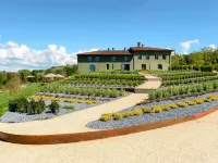 Locanda la Raia Hotels in Gavi