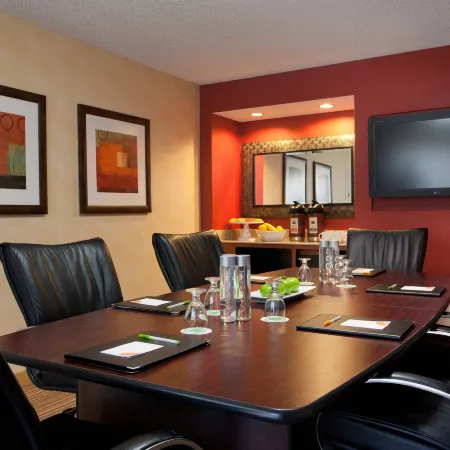 Courtyard Sacramento Airport Natomas Отели рядом с достопримечательностью «Старый Сакраменто»