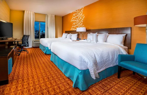 特溫福爾斯萬楓酒店及套房