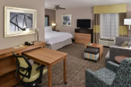 Homewood Suites by Hilton Cincinnati Mason Hotels in Deerfield Township