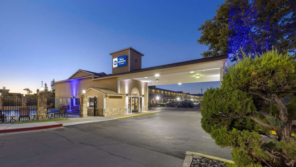 Best Western Fallon Inn Suites