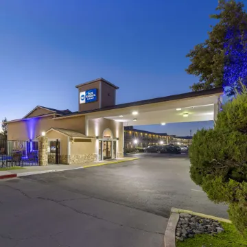 Best Western Fallon Inn  Suites
