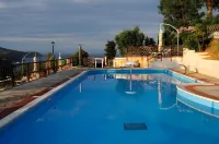 JR Resort Elba International - مسبح
