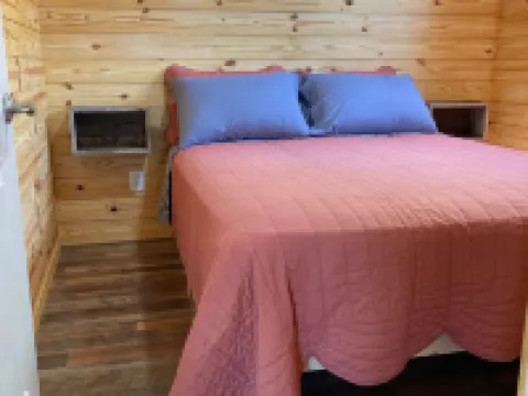 Beautiful 2 bedroom cabin with amazing lake views Ξενοδοχεία στην πόλη Grainger County