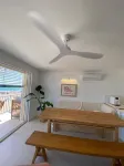 Appartement Luxe, 1ère Ligne sur la Plage, T3, Climatisé, Terrasse,plancha,wifi Hotels in Palavas-les-Flots