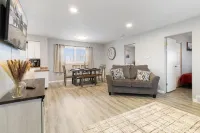 The Pinny City Suite