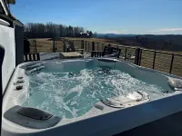 Charming 4 bedroom house with Views, 200 acres, Private Schools, Ski, Hiking