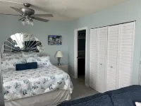 Beautiful 1-bedroom gulf view beach condo with sunrise & sunset views! EBTC Estero Island 주변 호텔