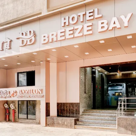 HOTEL BREEZE BAY