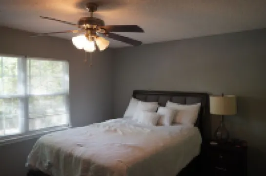 Cozy House Close To Everything Anderson Has To Offer