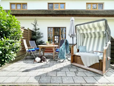 Holla Die Boddenfee @Höfthus 68Sqm Own Entrance Thatched Roof Terrace Sea View