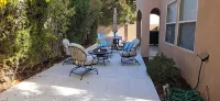 New listed home near Balloon Fiesta Park!! Sleeps 10! - Bungalow