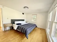 Beautiful 3BR Home with Office in Town of Brunswick with King beds Hotels near Harriet Beecher Stowe House