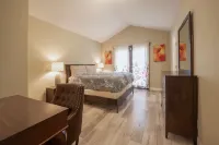 Sleeps 10! Entire House, Pool, close to strip - プライペートプール