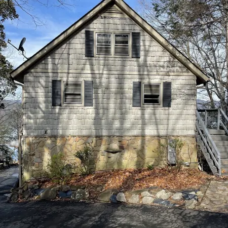 Lake Jocassee Home - Incredible Dock and Mountain and Sunset Views - Devils Fork