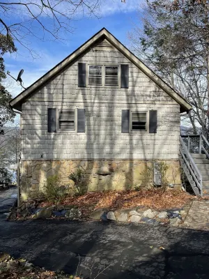 Lake Jocassee Home - Incredible Dock and Mountain and Sunset Views - Devils Fork