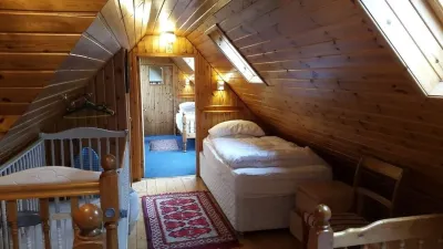 Morrone Cottage - Beautiful mountain cottage, large garden and wonderful views. Hotels in 