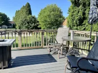 Beautiful Island Cottage on Middle Bass Island, Island Time! Amazing Sunsets! Hotels in Put-in-Bay Township