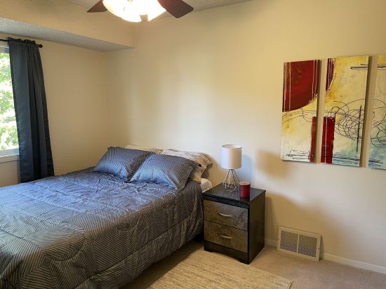 Cute 3br & 3ba areas, backs to Hike-Bike Tr and mins to SouthPointe & downtown