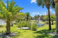 1st floor beach condo in Ocean Village Club, heated pool, steps to ocean!