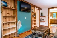 Cozy Trails Cottage in Oconto County Direct Access to Snowmobile/Utv Trails!