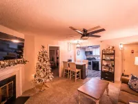 SilverCreek-2 Bedroom, 2 Bath Condo on the slopes w/ night skiing! Ξενοδοχεία στην πόλη Edray