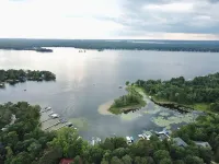 Lakefront Tiny Cabin on Crosslake w/ Brand New Barrel Sauna