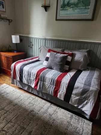 Charming 2-bedroom apartment with AC, WiFi in amazing Liberty