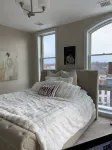 Gorgeous Modern but Cozy -2B2B Condo -Broadway Downtown Saratoga!