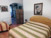 A Sicilian guesthouse with Pool on Mt. Etna, perfect for Families & Groups/x16p.
