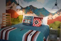 Camp Cresco, Exciting*Hot Tub*Hiking*FirePit Hotels in Cresco