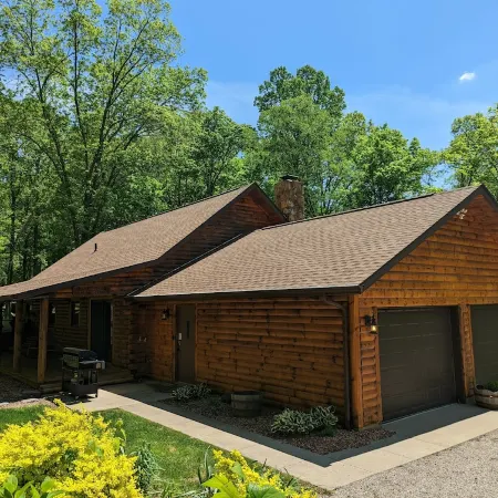 La Bellota Cabin - Secluded, Hot Tub, Sauna, Game Room, Massage Chair
